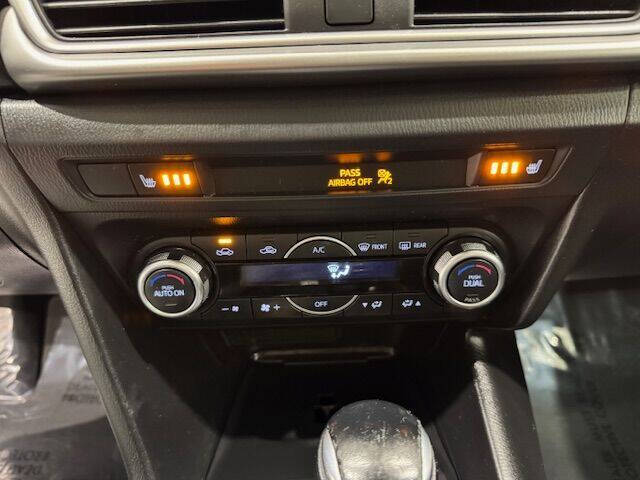 2018 Mazda MAZDA3 Touring