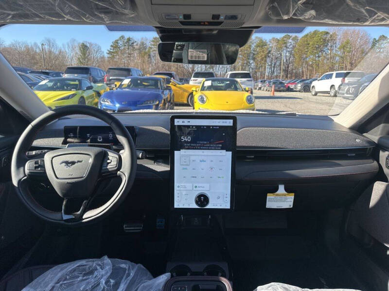 2025 Ford Mustang Mach-E Premium