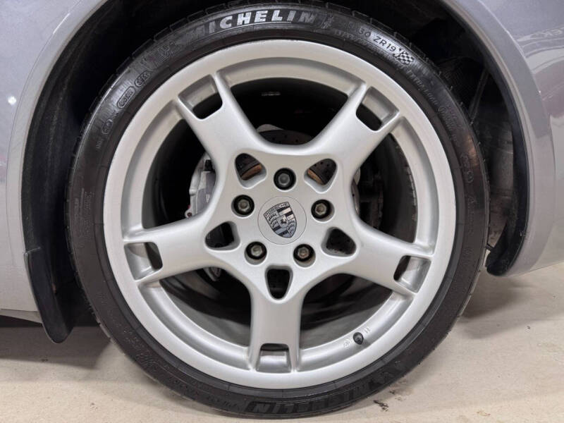 2005 Porsche 911 Carrera