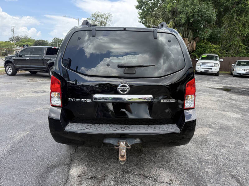 2011 Nissan Pathfinder Silver Edition