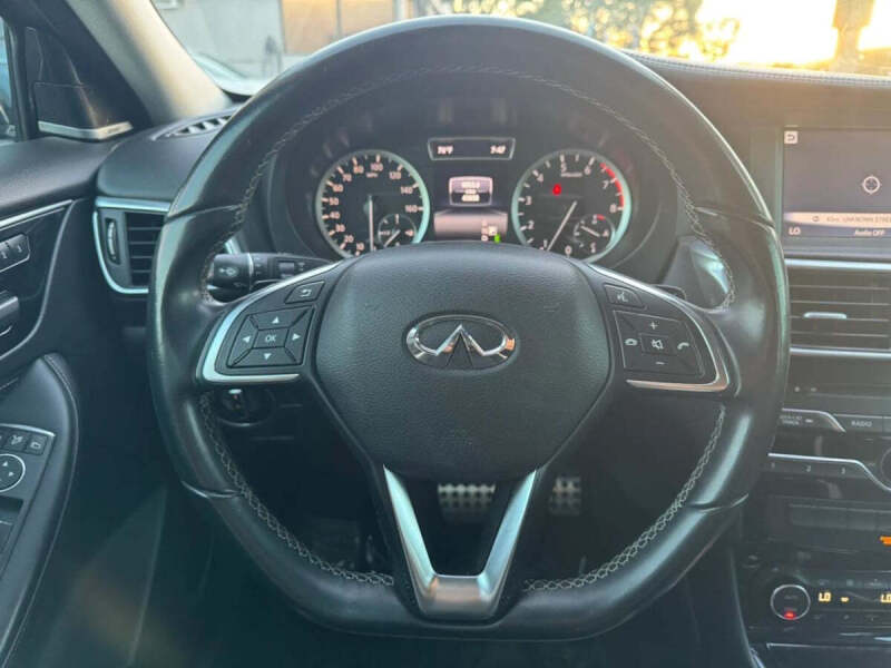 2018 Infiniti QX30