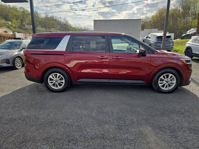 2024 Kia Carnival