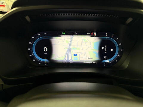 2024 Volvo XC40 B5 Plus Bright Theme