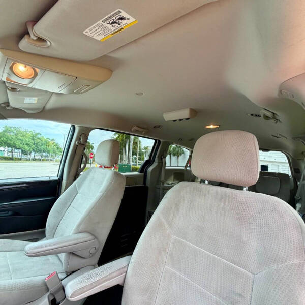 2013 Dodge Grand Caravan SE
