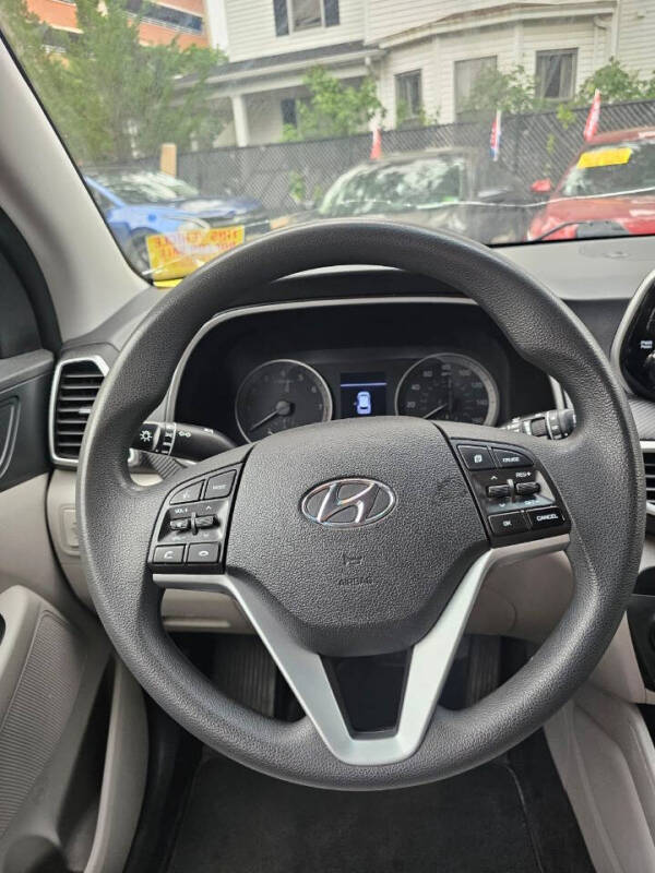 2020 Hyundai Tucson SE