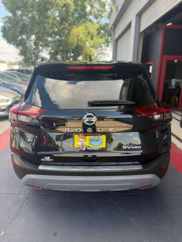 2021 Nissan Rogue SV