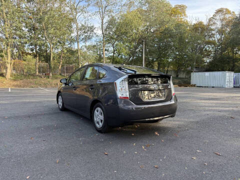 2010 Toyota Prius III