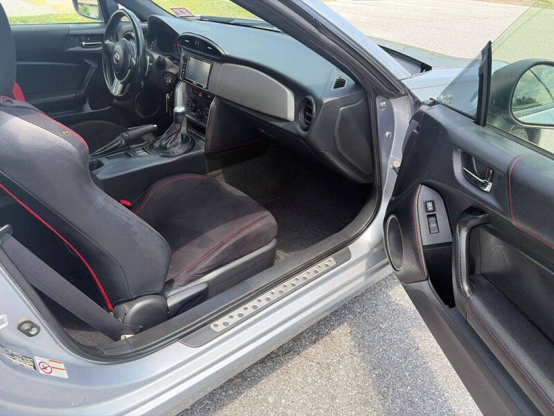 2016 Scion FR-S