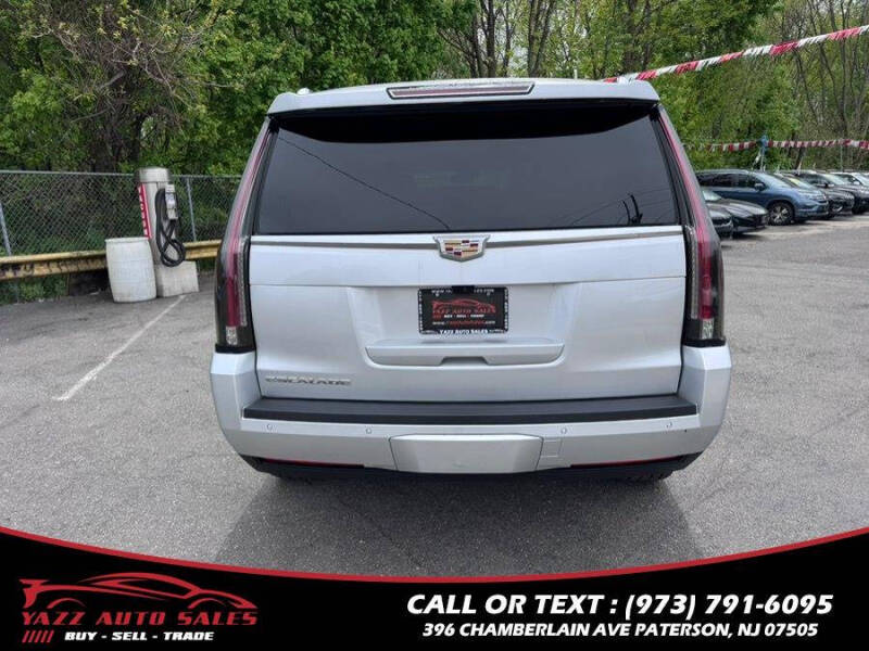 2019 Cadillac Escalade Luxury