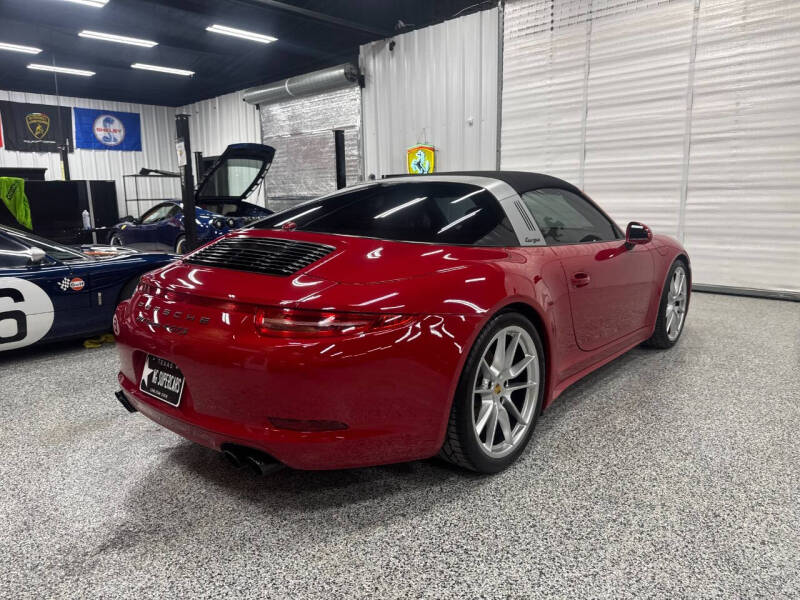 2016 Porsche 911 Targa 4 GTS