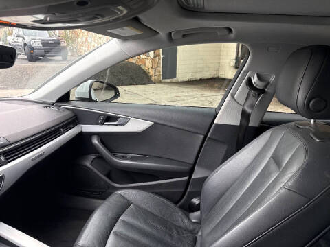 2017 Audi A4 2.0T quattro Premium