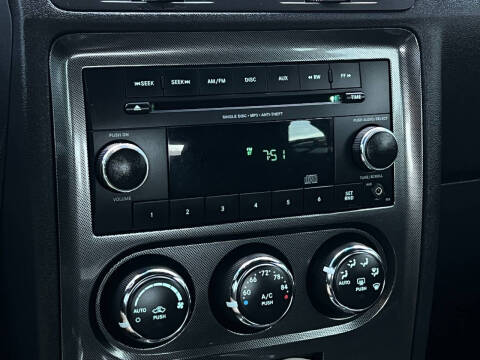 2014 Dodge Challenger SXT