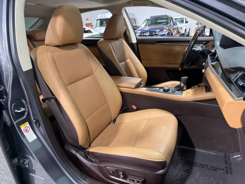 2017 Lexus ES 350