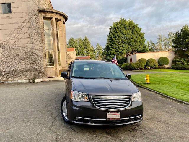 2016 Chrysler Town and Country for sale at EZ Deals Auto in Seattle WA