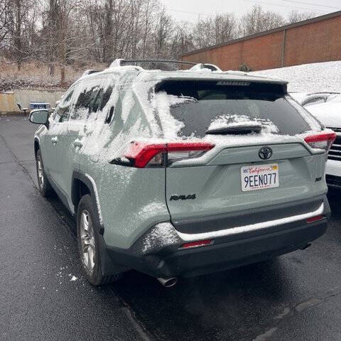 2023 Toyota RAV4 XLE