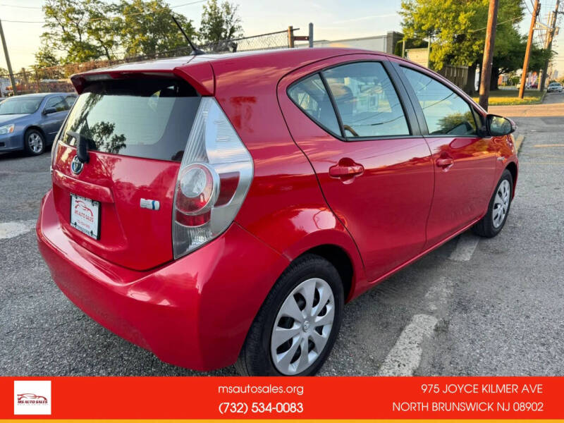 2014 Toyota Prius c