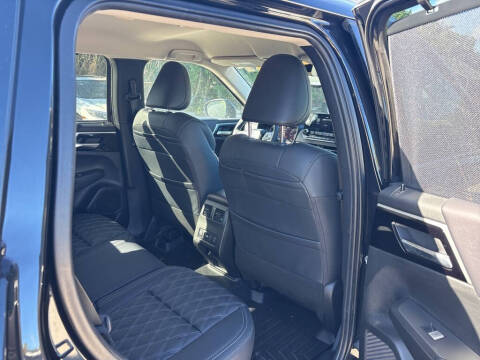 2024 Mitsubishi Outlander SEL Black Edition