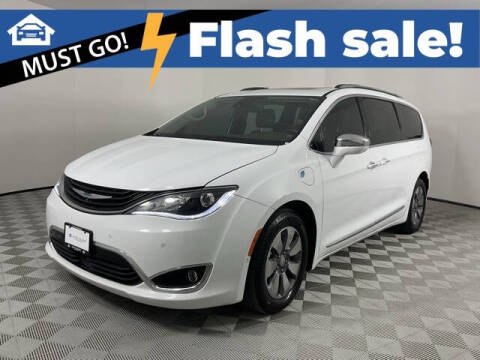 2018 Chrysler Pacifica Hybrid for sale at Lean On Me Automotive - Auto House in Phoenix AZ