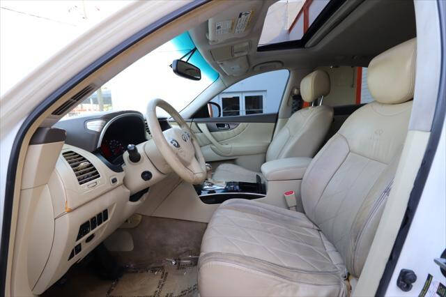 2010 Infiniti FX35  - $9,697