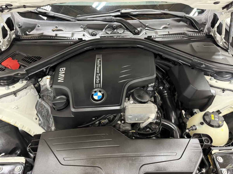 2017 BMW 3 Series 320i