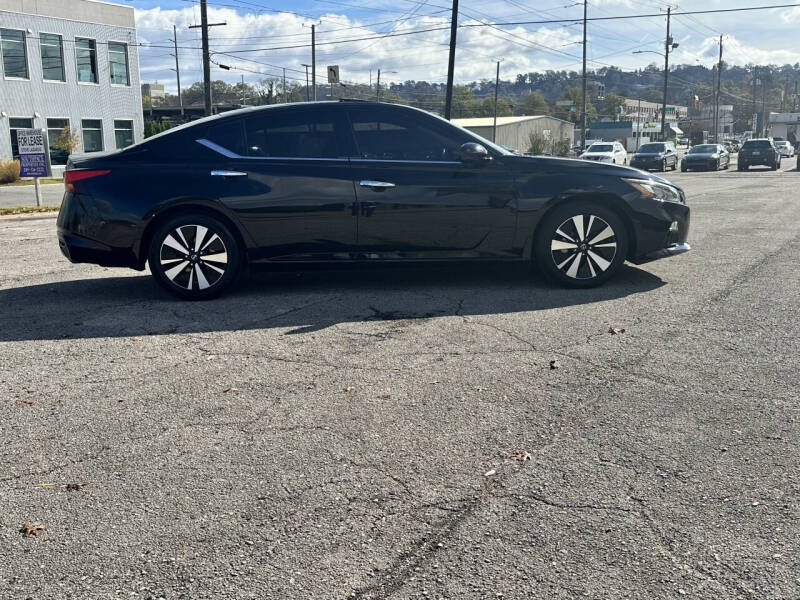 2019 Nissan Altima 2.5 SR
