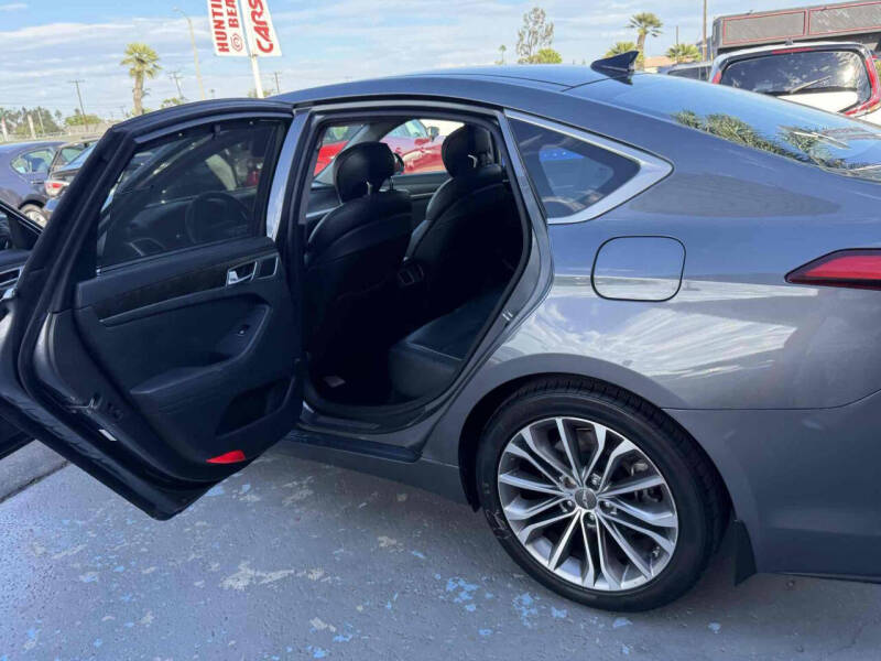 2016 Hyundai Genesis