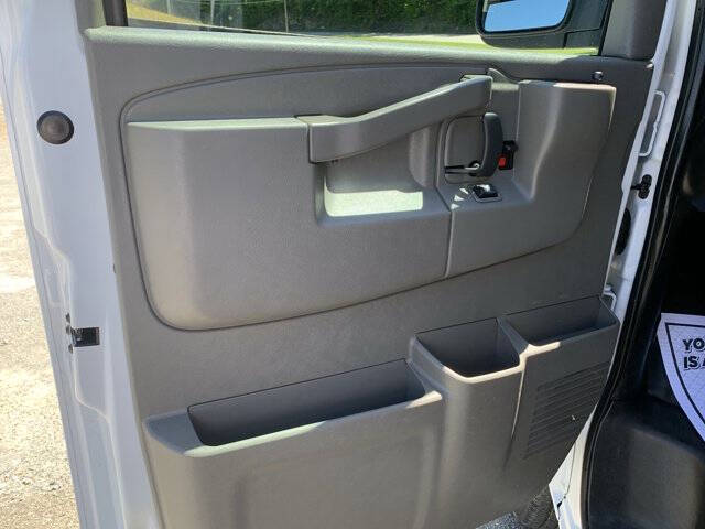 2024 Chevrolet Express 2500