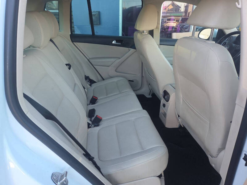 2014 Volkswagen Tiguan S 4Motion