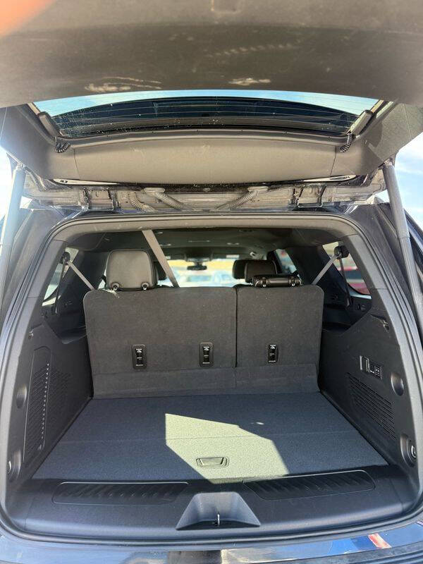 2022 GMC Yukon XL SLT