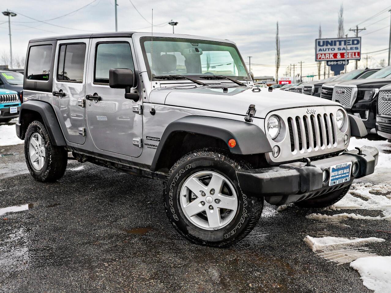 2014 Jeep Wrangler Unlimited Unlimited Sport SUV 4D 1