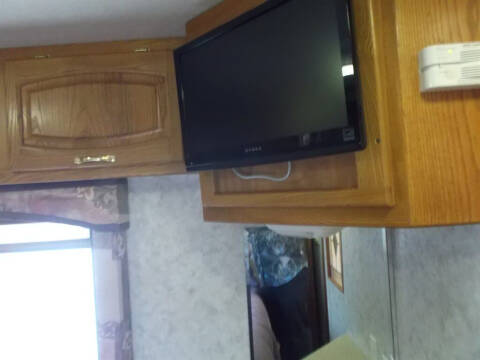 2003 Freightliner XC Chassis