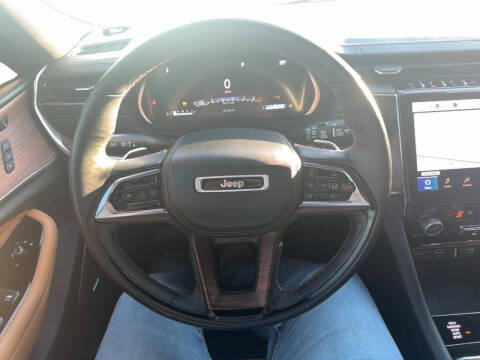 2022 Jeep Grand Cherokee Summit