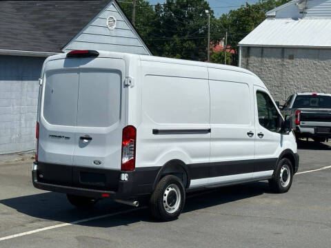 2026 Ford Transit 250