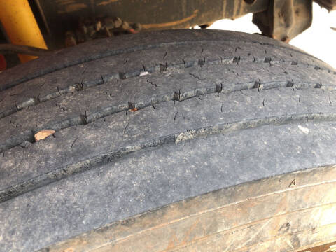 1999 Freightliner FL70