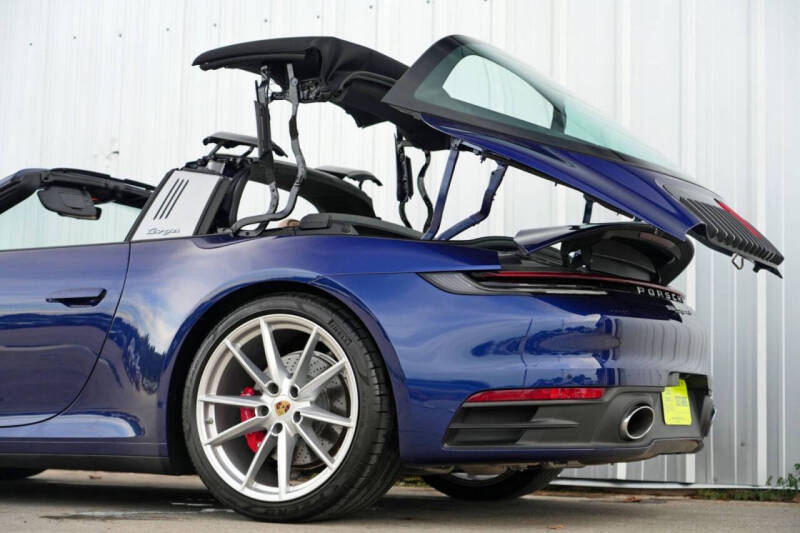 2022 Porsche 911 Targa 4S