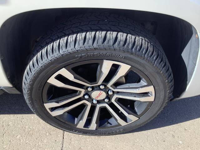 2012 GMC Yukon XL SLT