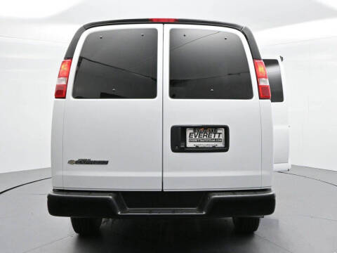 2023 Chevrolet Express 2500