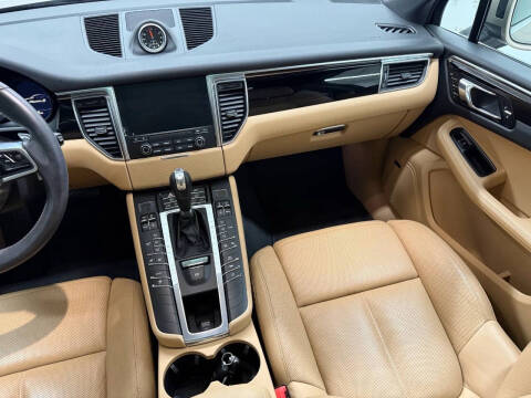 2018 Porsche Macan S