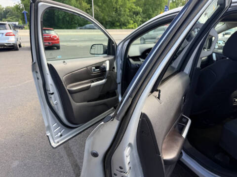 2013 Ford Edge SE