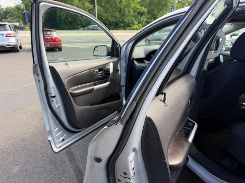 2013 Ford Edge SE