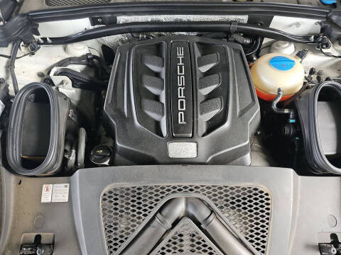 2018 Porsche Macan GTS