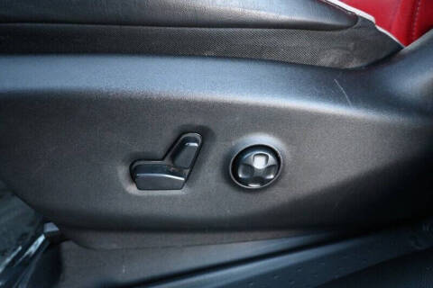 2020 Chrysler Pacifica Hybrid Limited Red S