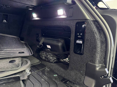 2025 Land Rover Range Rover P400 SE