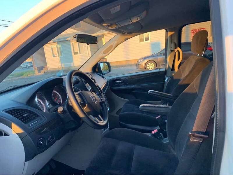 2014 Dodge Grand Caravan SE