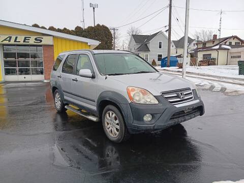 2005 Honda CR-V for sale at Sarchione INC in Alliance OH