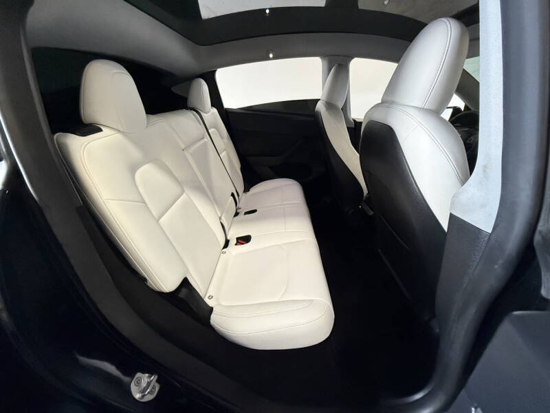2024 Tesla Model Y Performance