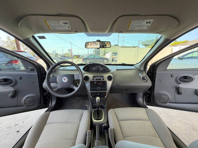 2006 Saturn Ion 2