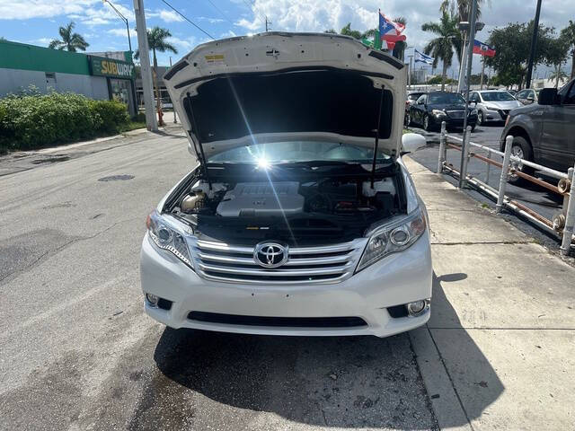 2011 Toyota Avalon Limited