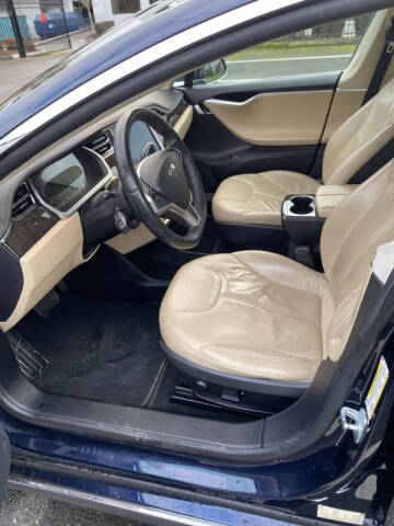 2013 Tesla Model S