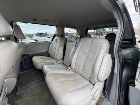 2013 Toyota Sienna